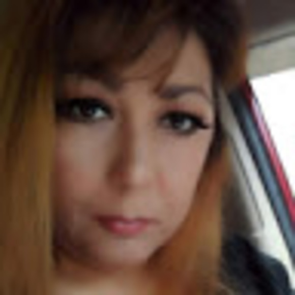 Meet your Posher, Brenda - Picture 1 of 1